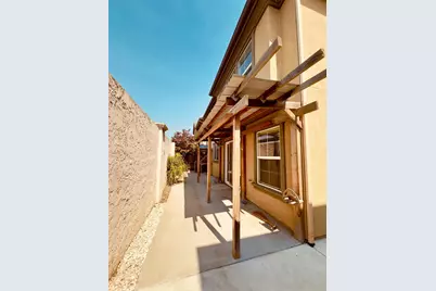 323 Autumn Rain Drive, Lathrop, CA 95330 - Photo 18