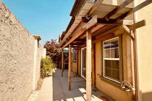 323 Autumn Rain Dr, Lathrop, CA 95330 - Photo 18