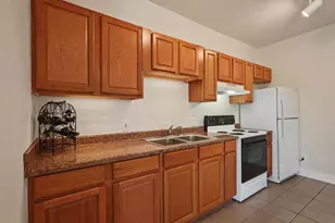 715 N Sutter St, Stockton, CA 95202 - Photo 22