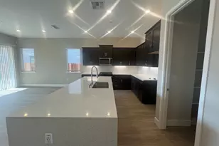 9013 Elliott Spgs Dr, Elk Grove, CA 95624 - Photo 6