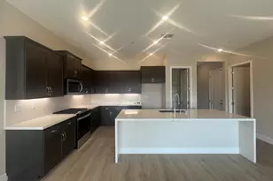 9013 Elliott Spgs Dr, Elk Grove, CA 95624 - Photo 4