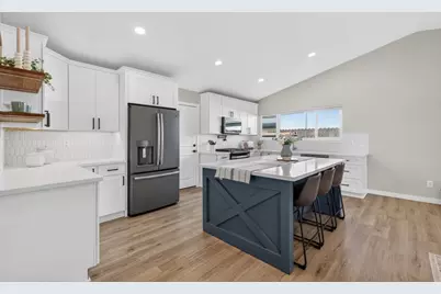 8356 Berman Walk Way, Citrus Heights, CA 95610 - Photo 12