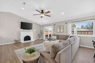 8356 Berman Walk Way, Citrus Heights, CA 95610 - Photo 6