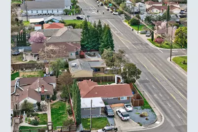 3932 NE Whitney Avenue, Sacramento, CA 95821 - Photo 30