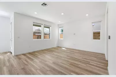 1007 Ginkgo Circle, Davis, CA 95618 - Photo 4