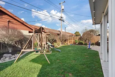 1413 Mariposa Way, Lodi, CA 95242 - Photo 40