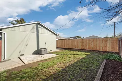 1240 S Crescent Avenue, Lodi, CA 95240 - Photo 40