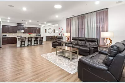 2121 Symphony Avenue, Roseville, CA 95747 - Photo 18