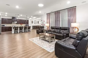 2121 Symphony Ave, Roseville, CA 95747 - Photo 18