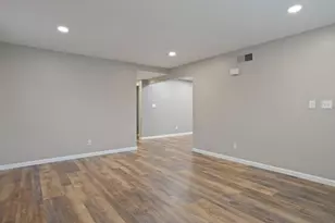 1262 Glenhurst Dr, Lodi, CA 95240 - Photo 8