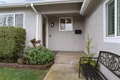 1262 Glenhurst Drive, Lodi, CA 95240 - Photo 2