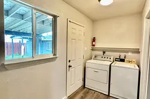 1253 E Louise Ave, Manteca, CA 95336 - Photo 14