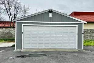 1253 E Louise Ave, Manteca, CA 95336 - Photo 2