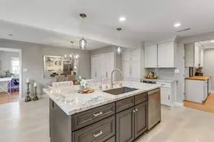 5521 Carlson Dr, Sacramento, CA 95819 - Photo 18