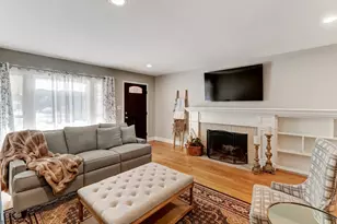 5521 Carlson Dr, Sacramento, CA 95819 - Photo 6