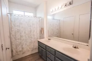 9355 Bennoel Way, Elk Grove, CA 95758 - Photo 52