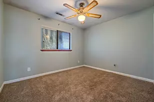 12024 Acosta Ct, Waterford, CA 95386 - Photo 32