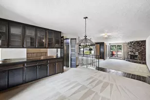 7637 Vasos Way, Fair Oaks, CA 95628 - Photo 6