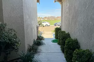 962 Orange Blossom Ave, Manteca, CA 95337 - Photo 6