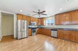 2864 Country Club Blvd, Stockton, CA 95204 - Photo 20