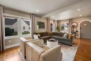 1324 57th St, Sacramento, CA 95819 - Photo 6