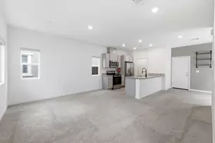 7009 Santa Venetia Pl, Roseville, CA 95747 - Photo 4