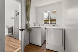 2625 27th St, Sacramento, CA 95818 - Photo 16