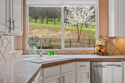 3882 Meadow Wood Drive, El Dorado Hills, CA 95762 - Photo 16