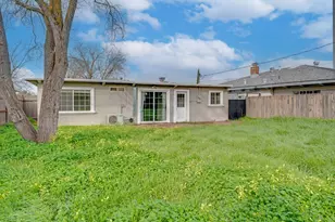 5823 61st St, Sacramento, CA 95824 - Photo 36