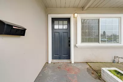 5823 61st Street, Sacramento, CA 95824 - Photo 4