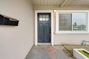 5823 61st St, Sacramento, CA 95824 - Photo 4