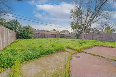 5823 61st Street, Sacramento, CA 95824 - Photo 32