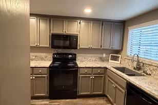 1023 Camphor St, Manteca, CA 95337 - Photo 24