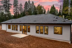 12489 New Brunswick Ct, Grass Valley, CA 95945 - Photo 4