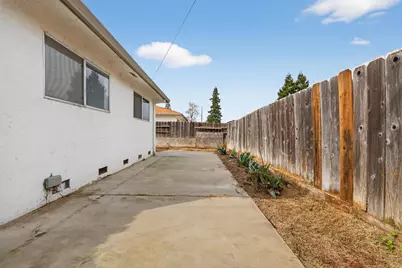 271 Sterling Street, Woodbridge, CA 95258 - Photo 32