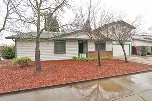 1460 Hickory St, Roseville, CA 95678 - Photo 2