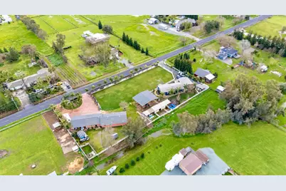 3261 E Calimyrna Road, Acampo, CA 95220 - Photo 36