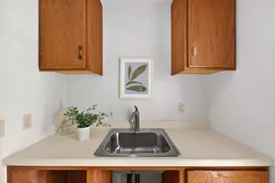 881 Notre Dame Dr, Woodland, CA 95695 - Photo 38