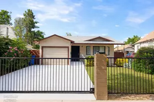 3331 9th Ave, Sacramento, CA 95817 - Photo 1