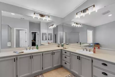 9700 Glacier Creek Way, Elk Grove, CA 95624 - Photo 38