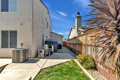 9700 Glacier Creek Way, Elk Grove, CA 95624 - Photo 48