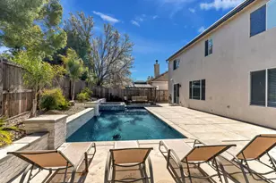 9700 Glacier Creek Way, Elk Grove, CA 95624 - Photo 16