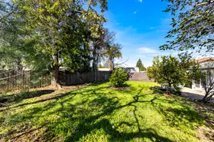 9847 Beachwood Dr, Orangevale, CA 95662 - Photo 36