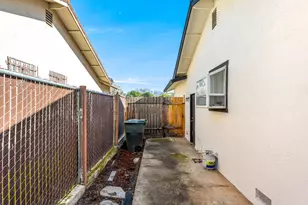 9847 Beachwood Dr, Orangevale, CA 95662 - Photo 32