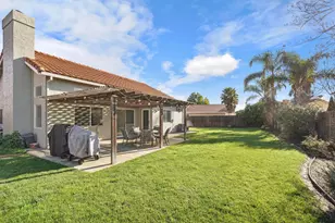 876 Cobden Way, Galt, CA 95632 - Photo 8