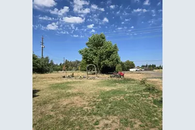 8830 Bradshaw Road, Elk Grove, CA 95624 - Photo 14
