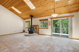 14370 Rollins Park Dr, Grass Valley, CA 95945 - Photo 18