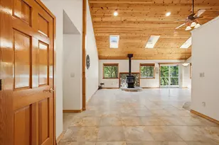 14370 Rollins Park Dr, Grass Valley, CA 95945 - Photo 10