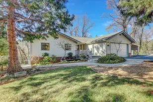 14370 Rollins Park Dr, Grass Valley, CA 95945 - Photo 4