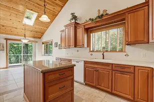 14370 Rollins Park Dr, Grass Valley, CA 95945 - Photo 22